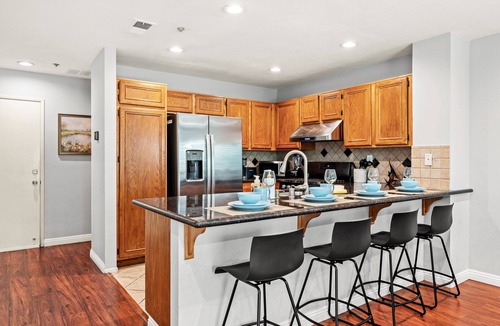 Los Serranos House | Pomona College/3BD/2.5BA/6Beds