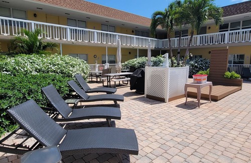Harbor Village Condo | Pompano Holiday Gem