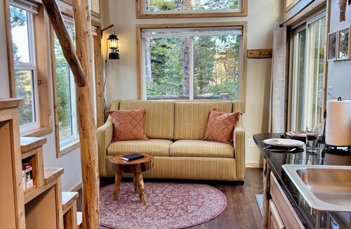 Howard Cabin | Ponderosa House- Peaceful and Quiet