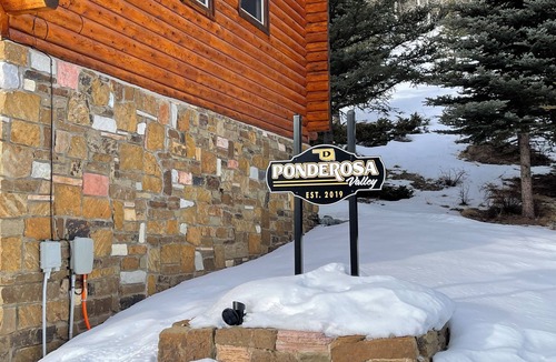Taos Ski Valley Cabin | Ponderosa Valley in the Upper Valley
