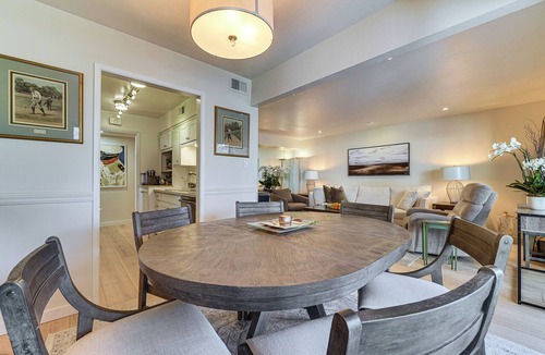 Sharon Heights Condo | Pool Access! Base to See Stanford & Int’l Soccer
