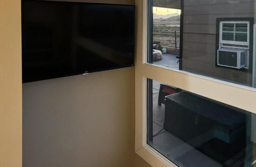 Perris Apartment | Pool & Hot Tub Access: Cozy Perris Tiny Home