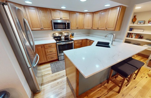 Keystone Condo | Pool, Hot Tub! Cool 1st Floor Unit. Walk River Trail to Village Dining, Shops
