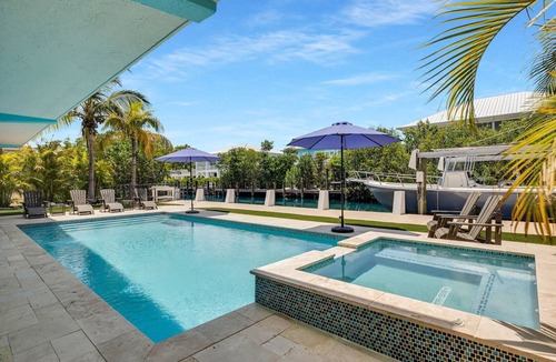 Marathon House | Pool! Quick Access via Vaca Cut! Dockage, Outdoor Space, Tons of Parking!