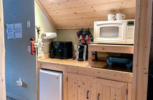 South Fork Apartment | Poppy's Place Studio