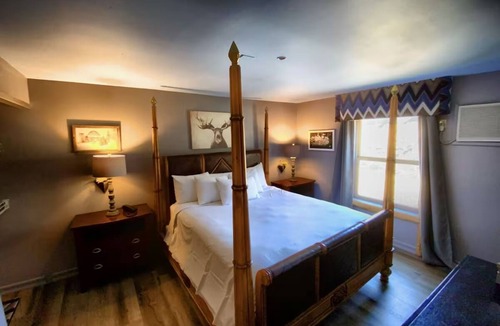 Mount Charleston Hotel | Presidential Suite Scenic Getaway: Game Lounge, Free Parking & Outdoor Adventure