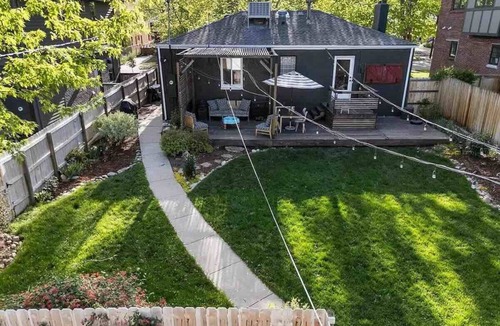 Sloan Lake House | Prime Location, Cozy, Best of Denver! Book Today.