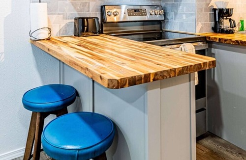 University Heights Apartment | Princeton Suite 12 Overlooking NobHill