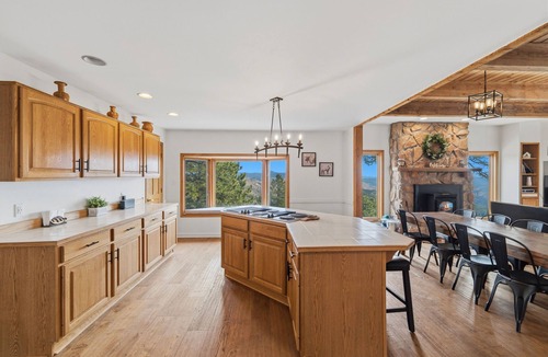 Bailey House | Private Bailey Mountain Retreat w/Hot Tub & Views