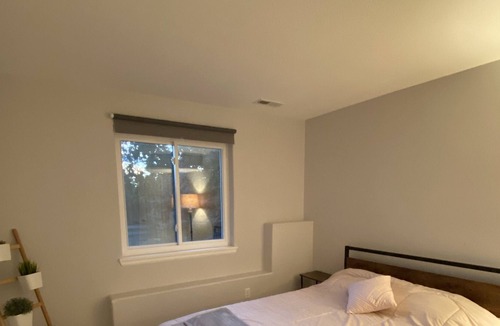 Parkborough House | Private Basement - BlueCardinal