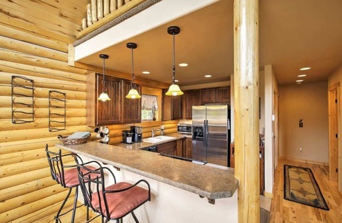 Alma Cabin | Private Cabin in Alma with Hot Tub and Beautiful Mountain Views!
