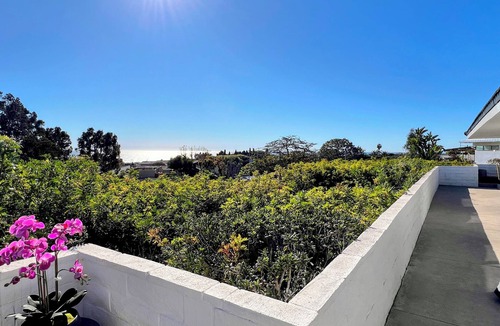 Dana Point Cottage | Private Coastal Cottage: Ocean Views, Walk to Beach, Hotel-Resort Amenities