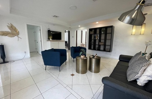 Little Ranches House | Private Home Close to Hollywood Beach