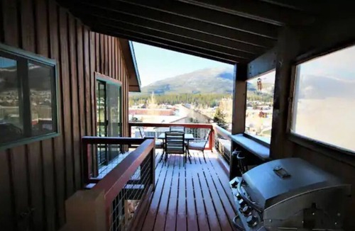Summit Cove House | Private hot tub, Trails, Deck, Incredible views !