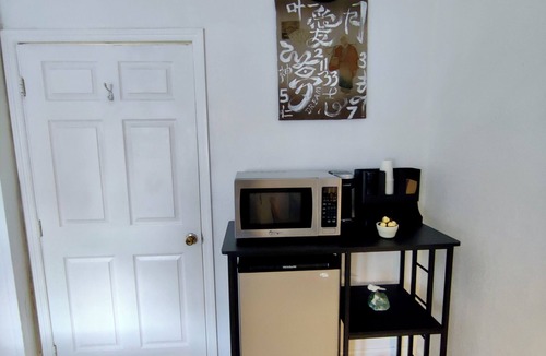 Midtown Apartment | Private King Suite w/Bath - Central Miami near Wynwood & Downtown