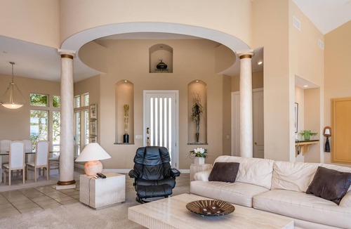Templeton House | Private & luxurious hilltop house w/private pool & spa, surrounded by wineries!