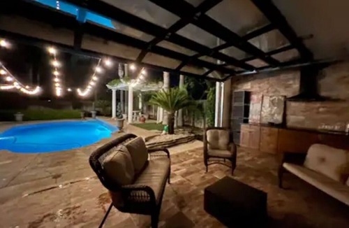 Pumpkin Center House | Private Master Suite, Bath & Pool House!