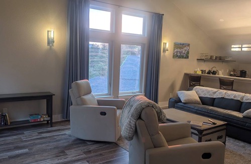 Sedalia House | Private Mountain Sanctuary. New 2BR Sedalia House in Pike NF, Fishing & Trails