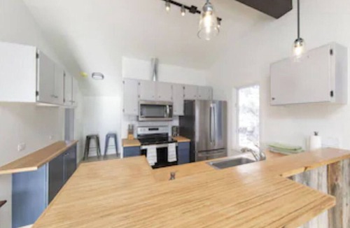 Carbondale House | Private Mountain/Valley Views: Just renovated only 5 min to downtown Carbondale!