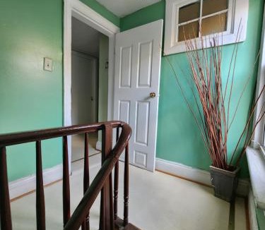 Perth Amboy House | Private Room - Shared Bathroom