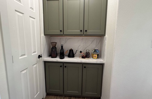 Atascadero House | Private Wine Country Hilltop 2 Bedroom Retreat Unmatched Open Views Peaceful