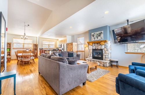 Wildernest Villa | Prospector Village 10A by Summit County Mountain Retreats