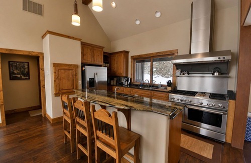 Purgatory House | Purgatory Cabin with Views and Hot Tub