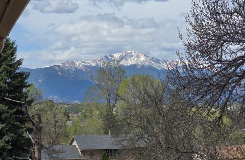 Village Seven House | Purple Mountain Majestic Retreat