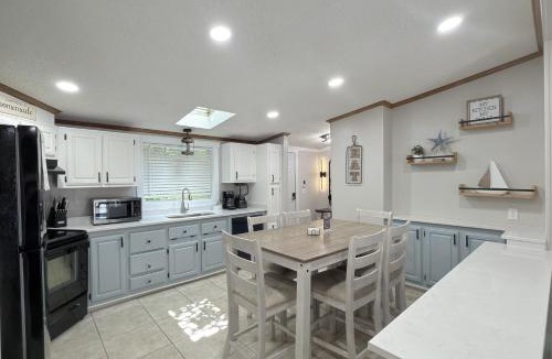 Put-in-Bay House | Put-in-Bay Island Club #102