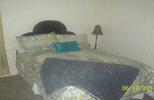 Historic Fort Collins High School Apartment | Quaint; Near Old Town And CSU, Walk Or Bike To Old Town; Gorgeous Old Home