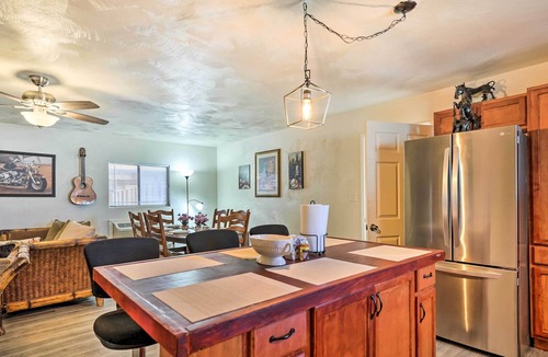 Pahrump Cabin | Quaint Pahrump Ranch: 6-Horse Barn & Fire Pit