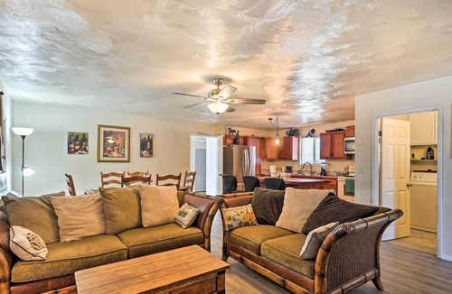 Pahrump Cabin | Quaint Pahrump Ranch: 6-Horse Barn & Fire Pit