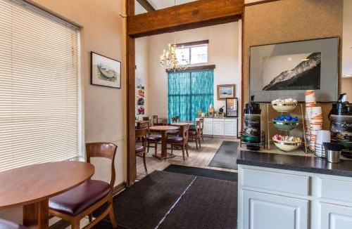 Silverthorne Hotel | Quality Inn and Suites Silverthorne - Copper Mountain