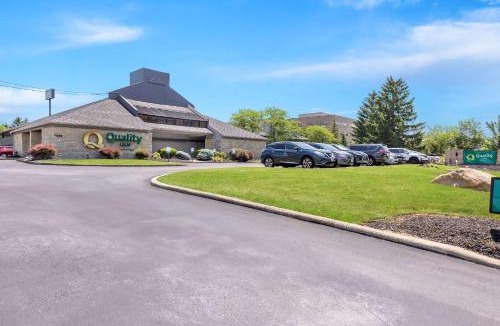Middleburg Heights Hotel | Quality Inn Middleburg Heights near Cleveland Airport