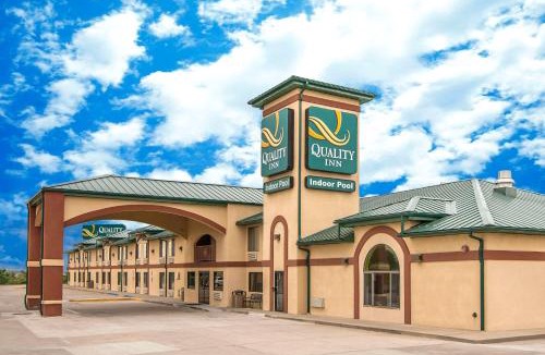 Raton Hotel | Quality Inn Raton, NM