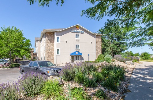 Loveland Hotel | Quality Inn & Suites Loveland