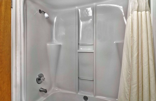 Morgan Hill Hotel | Quality Inn & Suites South San Jose/Morgan Hill