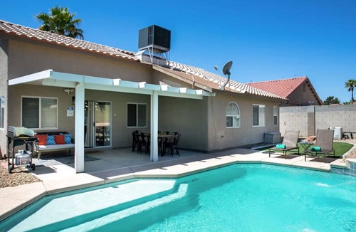 North Las Vegas House | Quiet 4 BD Home w/Pool
