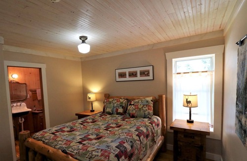 Clark Cabin | Quiet Mountain Cabin with Barbecue near Steamboat Springs in Colorado