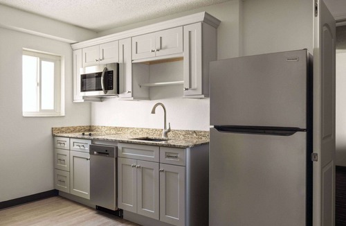Elko Hotel | Ramada by Wyndham Elko Hotel at Stockmen's Casino