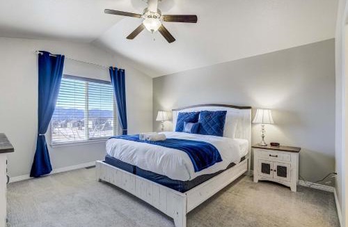 Monument House | Rangeview Pass Pet Friendly with Epic Peak Views