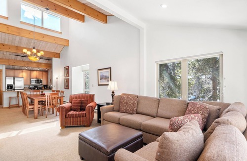 Peak 9 Condo | Rare 5 bedroom Steps From Peak 9/MainSt; Hot Tubs
