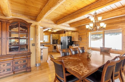 Alma Cabin | Rare mountain-view log home with hot tub, fireplace & WiFi - near Breckenridge