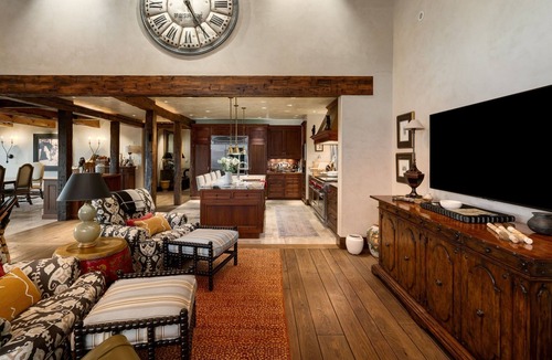 Steamboat Springs Ski Chalet | Rare Ski-in & out access onto Right 'O Way from this luxury 5 Bedroom Duplex