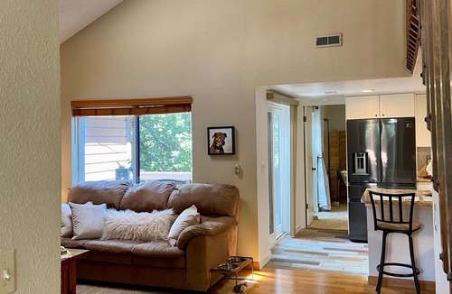 Gunbarrel Condo | Recently Remodeled Long Term Stay in Beautiful Location