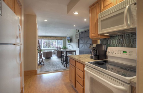Purgatory Cabin | Red Aspen Retreat | AC, Pool, Hot Tub, Golf & Ski