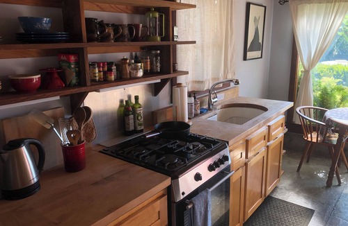 Jacoby Creek Apartment | Redwood coast farm studio