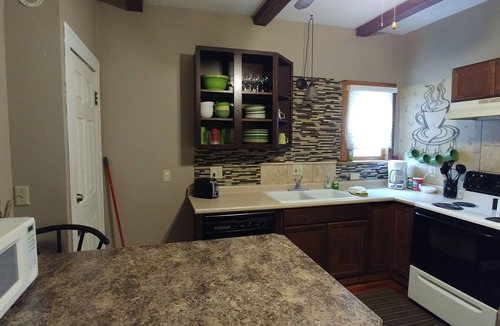 Lorain House | Relax at Lakeview Beach! Enjoy our Great Lake: views or steps to Beach & Parks!