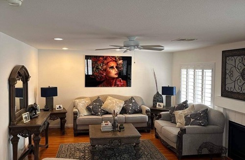 El Capitan Ranch House | Relax Private Room-Queen Bed. BTW the STRIP and Red Rocks!
