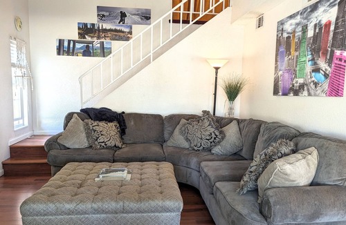 West Westminster House | Relax.Work.Play ~Your home away from home, only 20min Den.Boulder.Golden
